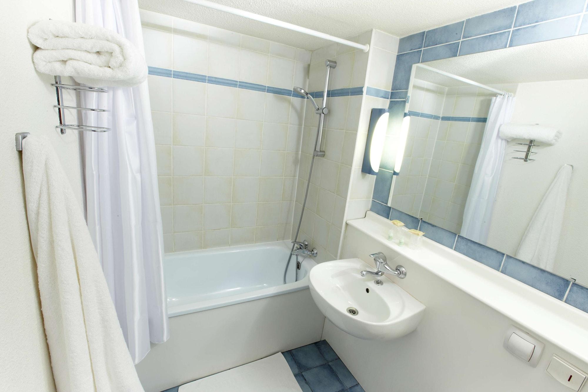 Campanile Bordeaux Ouest - Le Bouscat Hotell Rum bild